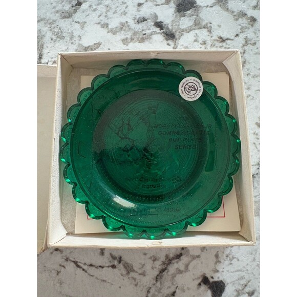 Horatio Alger Society Green cup plate Pairpoint Glass  The Young Circus Rider - Picture 8 of 8